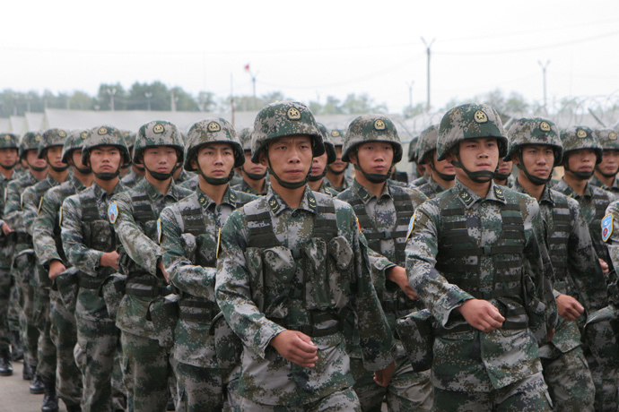 Militares chineses desembarcam no Brasil - Revista Oeste
