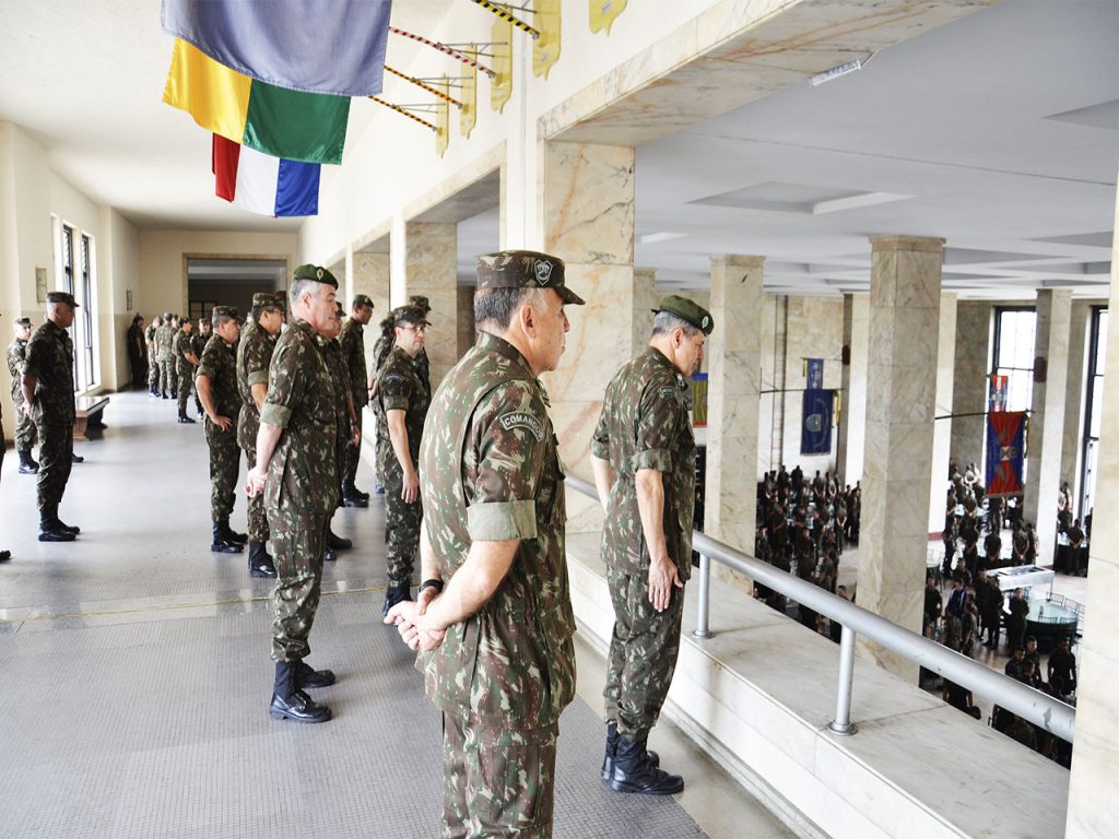 Felipe Cesse - Instructeur - Academia Militar das Agulhas Negras