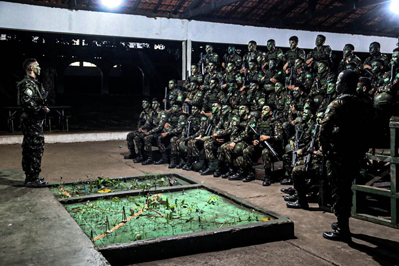 Tropa de Comandos do EB, A tropa de comandos do Exército Br…